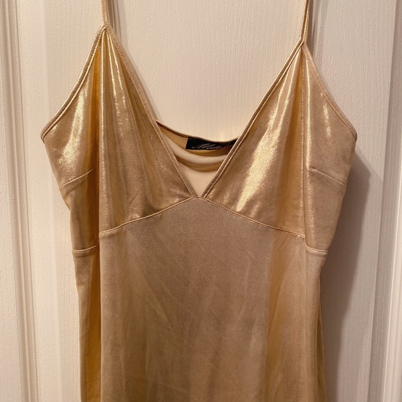 🌟🌟🌟MOTEL Gold dress size M - Picture 2 of 12
